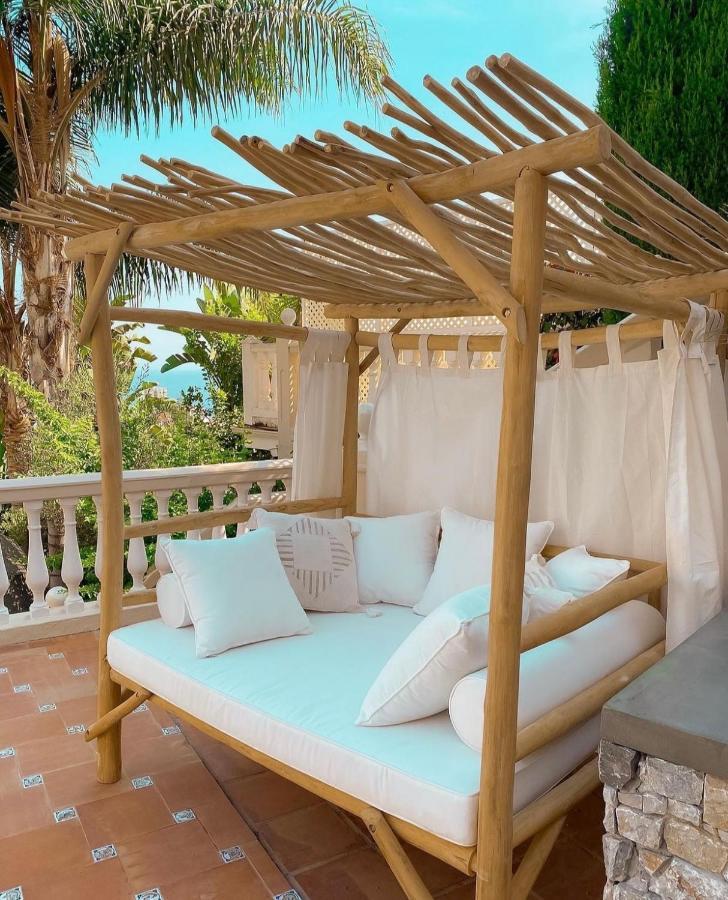 Couette-café Luxury Tauro